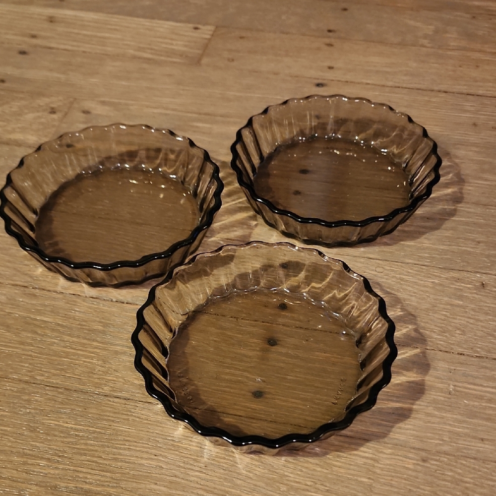 Arcopal Fluted Brown Glass Small Tart Dishes/ Quiche/ Flan -France Vintage Set 3